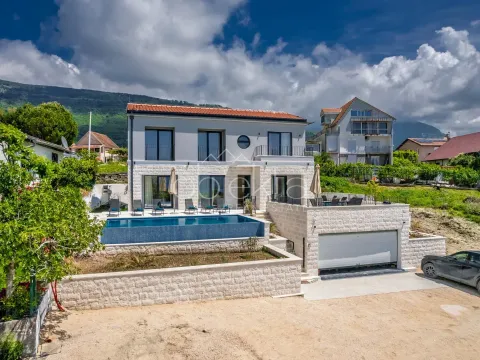 Sale, house, 250m², Tivat, Crna Gora - image 2