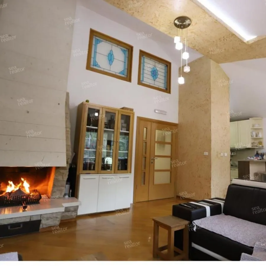 Prodaja, trosoban stan, 136m², Centar, Podgorica