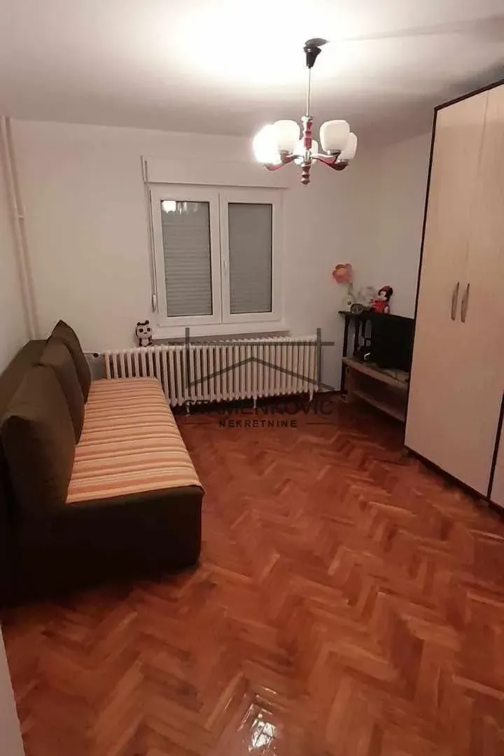 Prodaja, jednosoban stan, 30m², Satelit, Novi Sad Sve Podlokacije