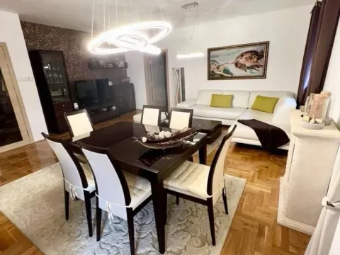 Prodaja, četvorosoban stan, 120m², Novo naselje, Novi Sad - image 4