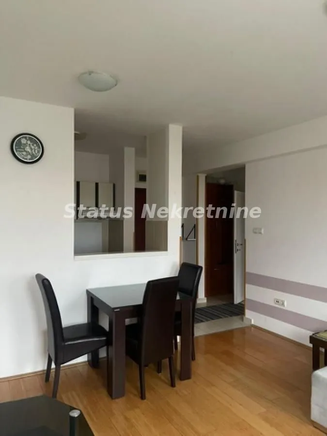Rent, one bedroom apartment, 39m², Rotkvarija, Novi Sad Sve Podlokacije