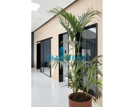 Rent, four bedroom apartment, 235m², Savski Venac, Beograd - image 19