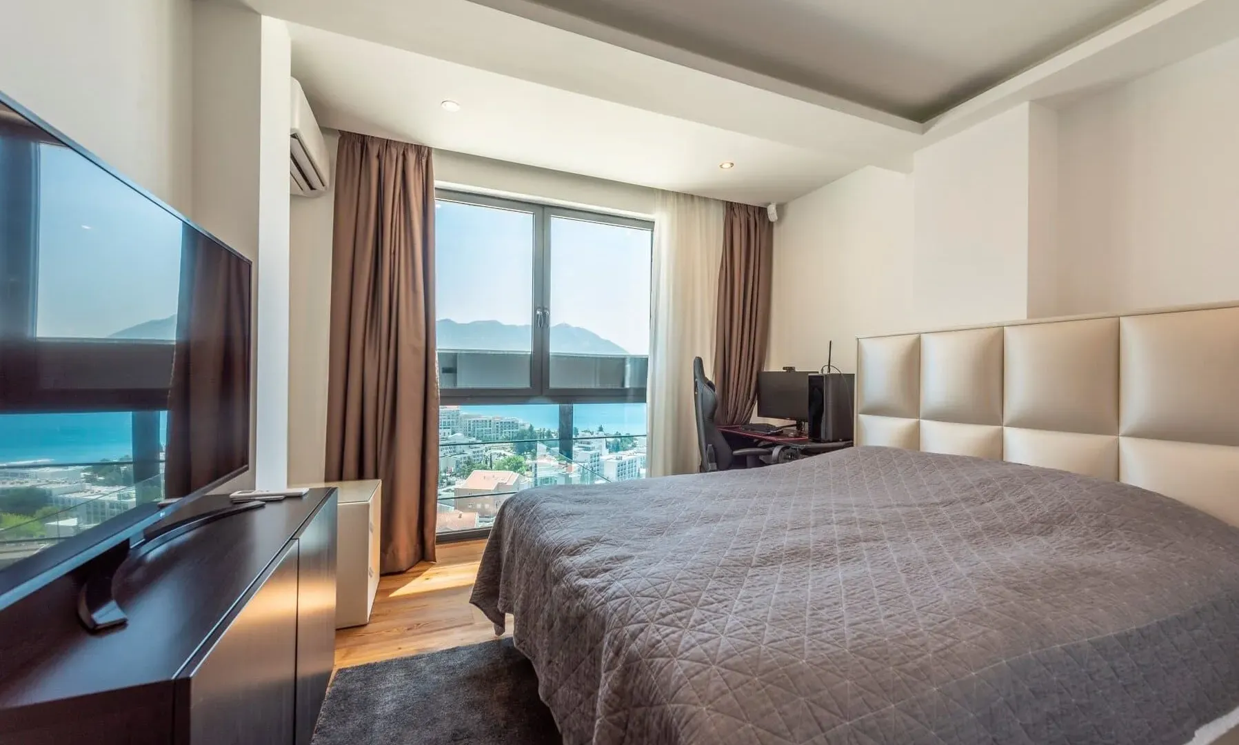Sale, apartment, 300m², Bečići, Budva
