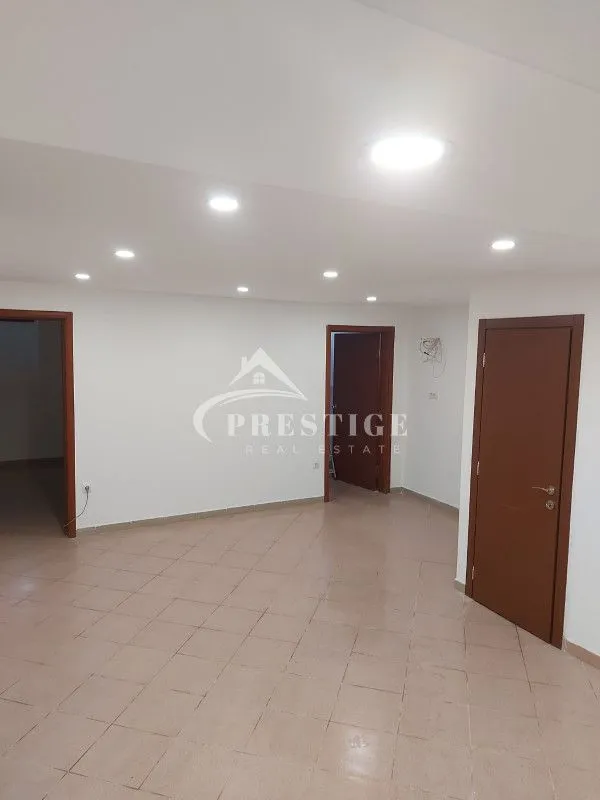 Prodaja, dvosoban stan, 47m², Centar, Podgorica
