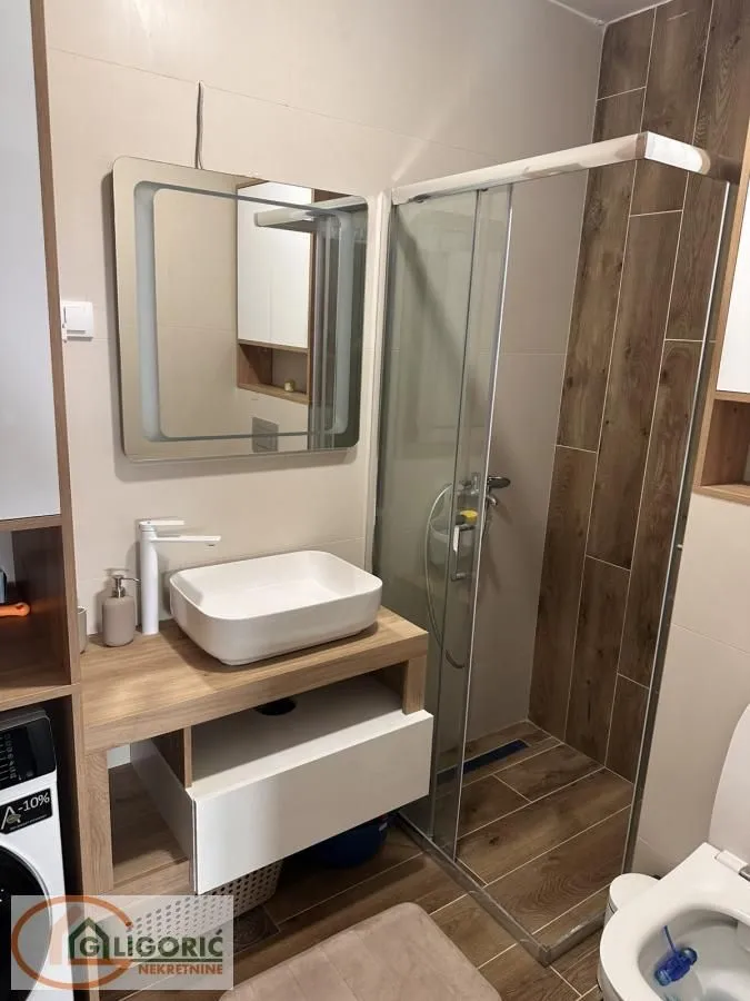 Sale, two bedroom apartment, 51m², Višnjička Banja, Palilula Sve Podlokacije