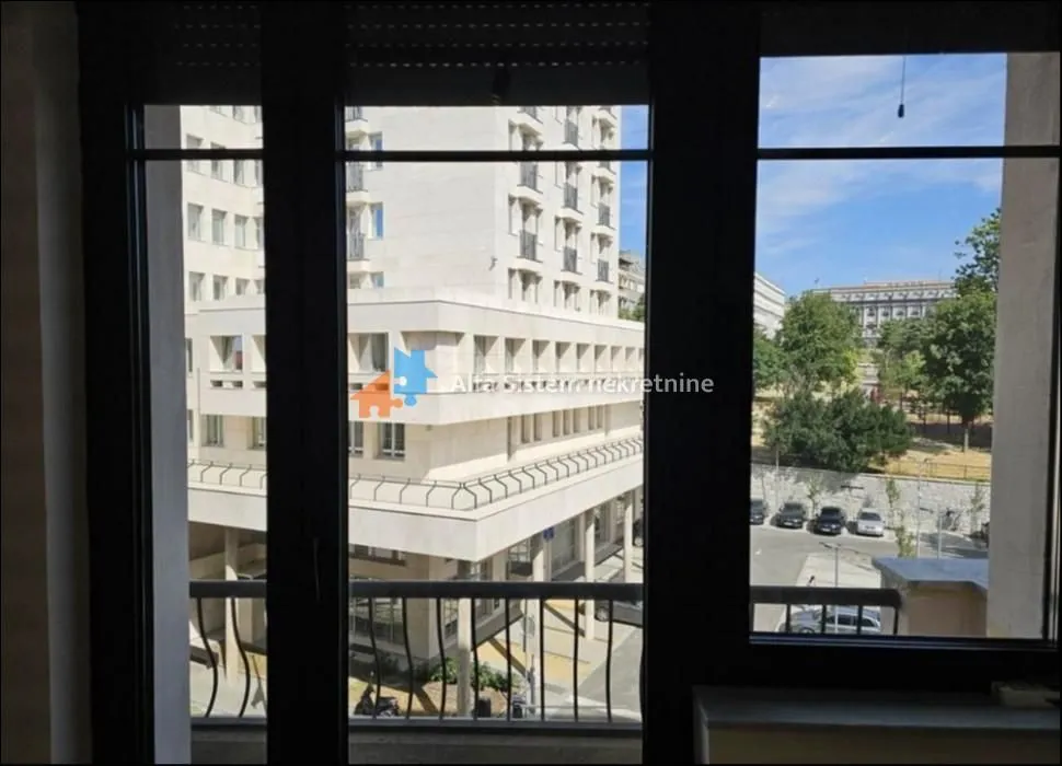 Izdavanje, dvosoban stan, 50m², Savski Venac, Beograd