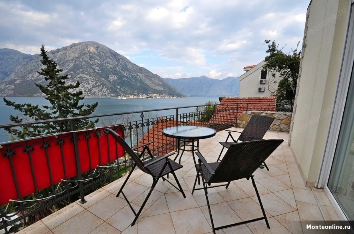 Sale, house, 350m², Kostanjica, Kotor