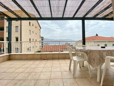 Rent, two bedroom apartment, 80m², Centar, Budva - image 5