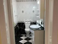 Izdavanje, kuća, 141m², Stari Grad, Beograd - image 2