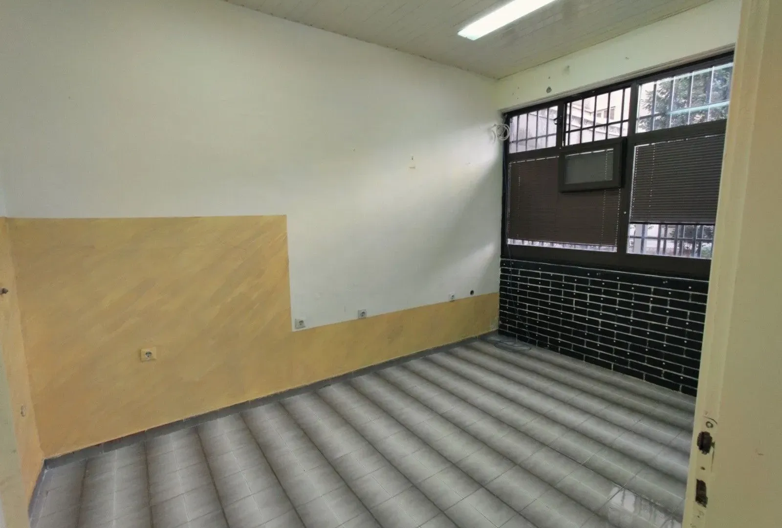 Sale, office space, 36m², Lepa Kata, Podgorica