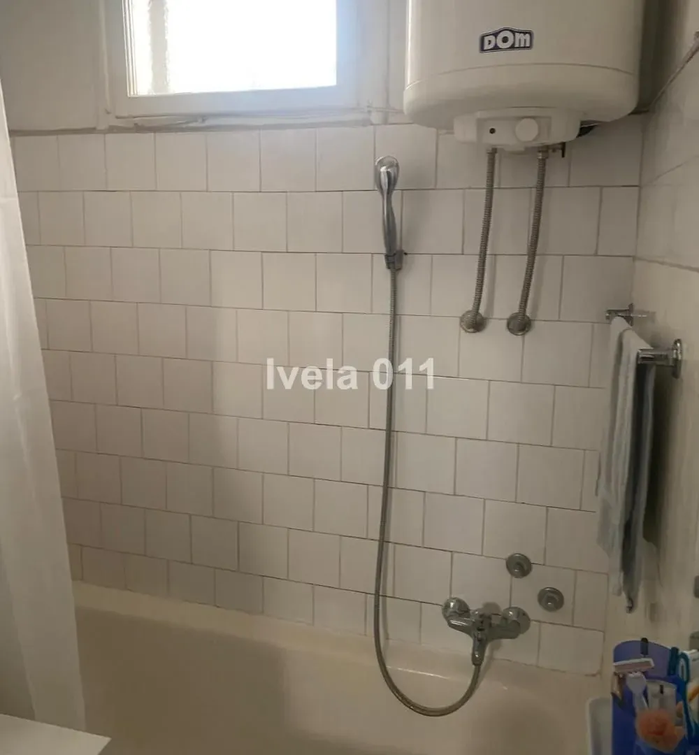 Prodaja, trosoban stan, 84m², Vračar Hram, Vračar Sve Podlokacije