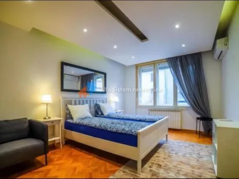 Izdavanje, trosoban stan, 73m², Stari Grad, Beograd - image 7