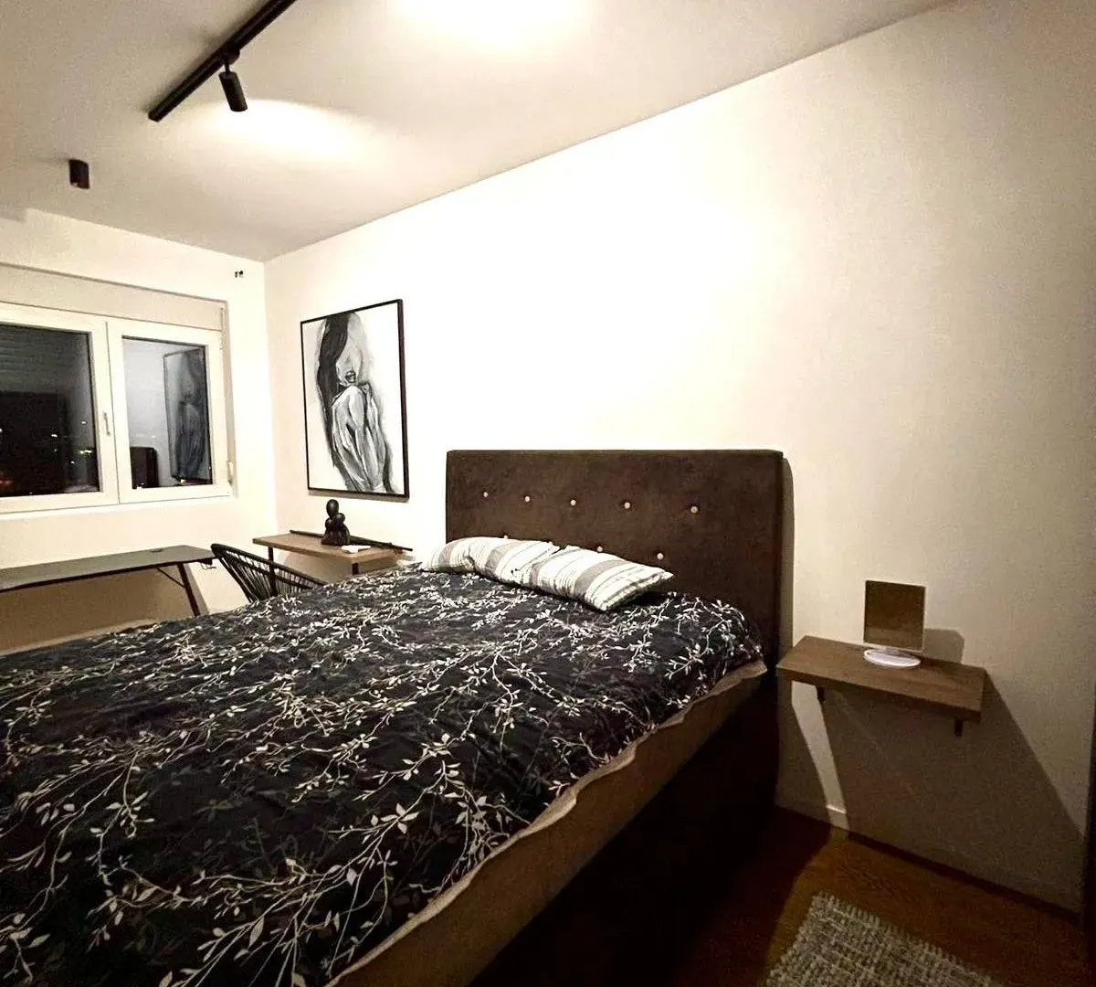 Izdavanje, dvosoban stan, 60m², Pobrežje, Podgorica