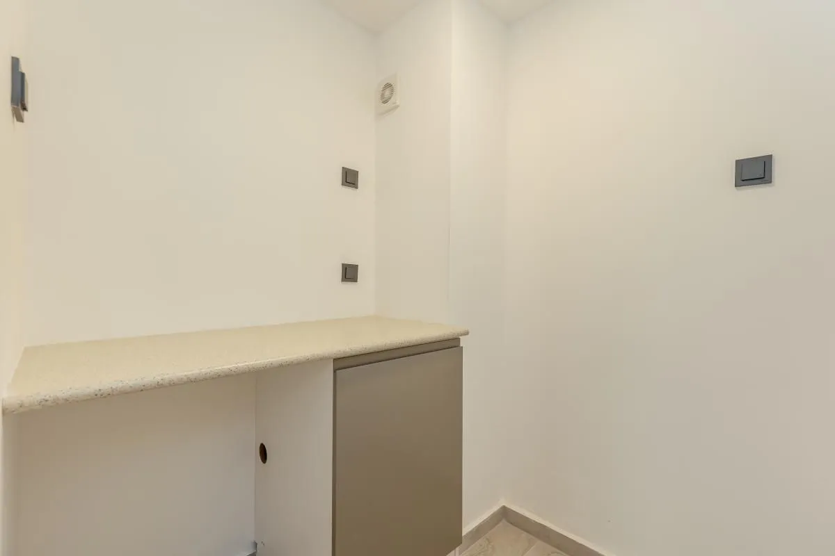 Prodaja, trosoban stan, 119m², Herceg Novi, Crna Gora