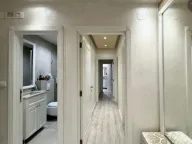 Sale, three bedroom apartment, 180m², City Kvart, Podgorica - image 5