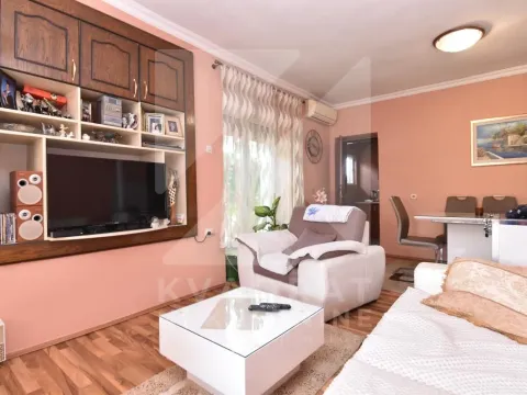 Rent, two bedroom apartment, 68m², Gornja Gorica, Podgorica - image 1