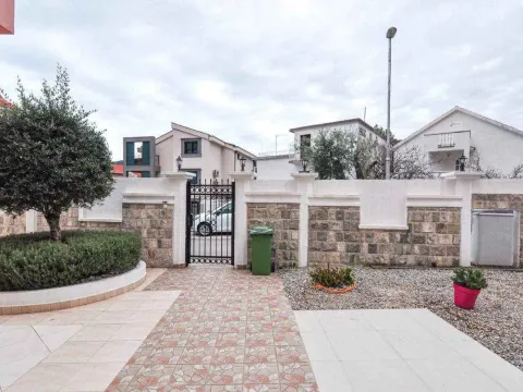 Sale, hospitality venue, 1256m², Podkošljun, Budva - image 37