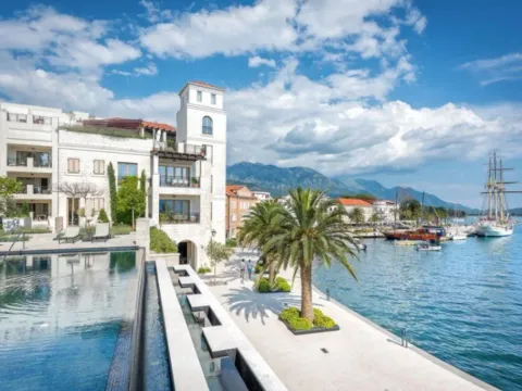 Sale, two bedroom apartment, 135m², Porto Montenegro, Tivat