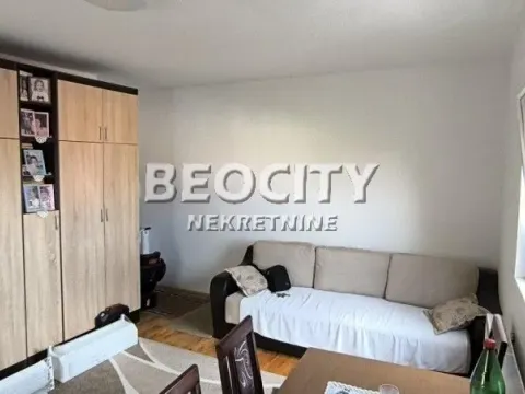 Prodaja, stan, 30m², Petlovo Brdo, Beograd - image 3