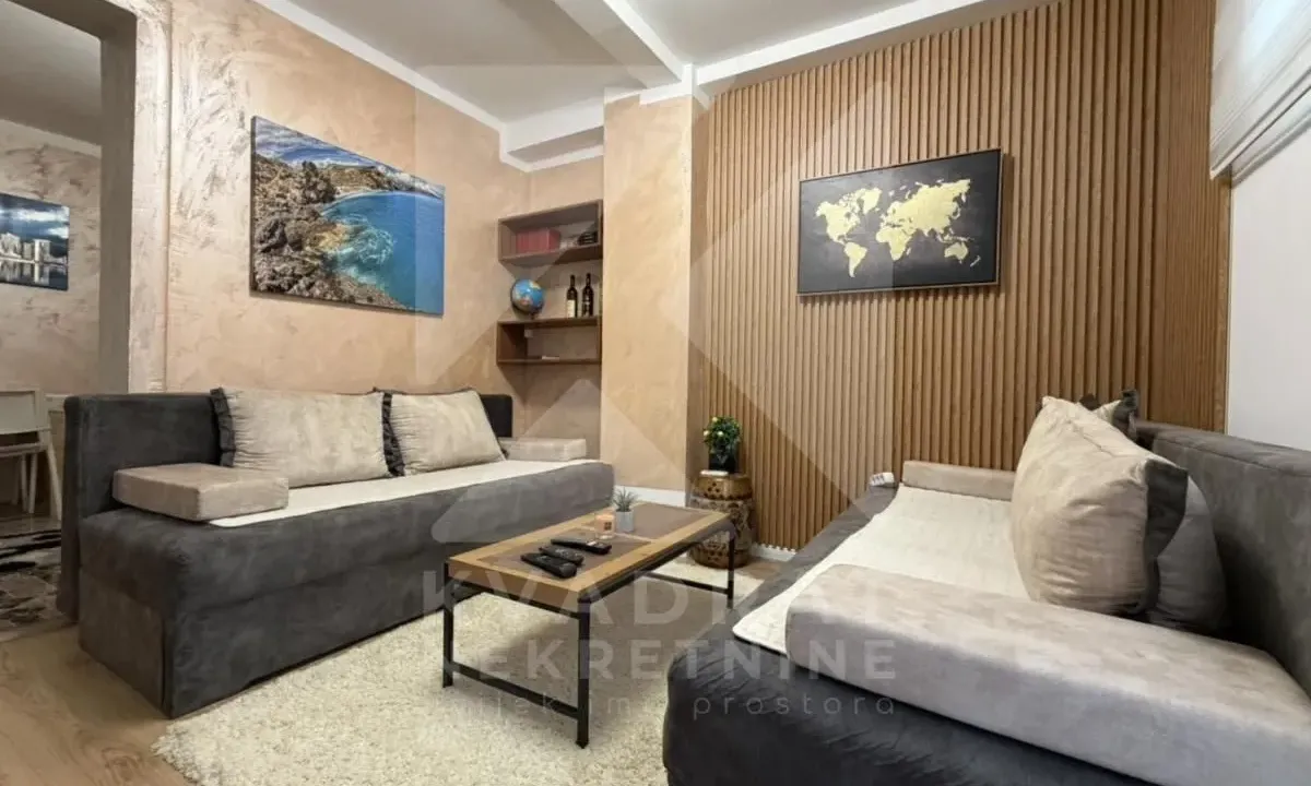 Rent, studio apartment, 35m², Stari Aerodrom, Podgorica