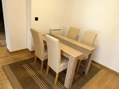 Izdavanje, četvorosoban stan, 102m², Crveni Krst, Beograd - image 9