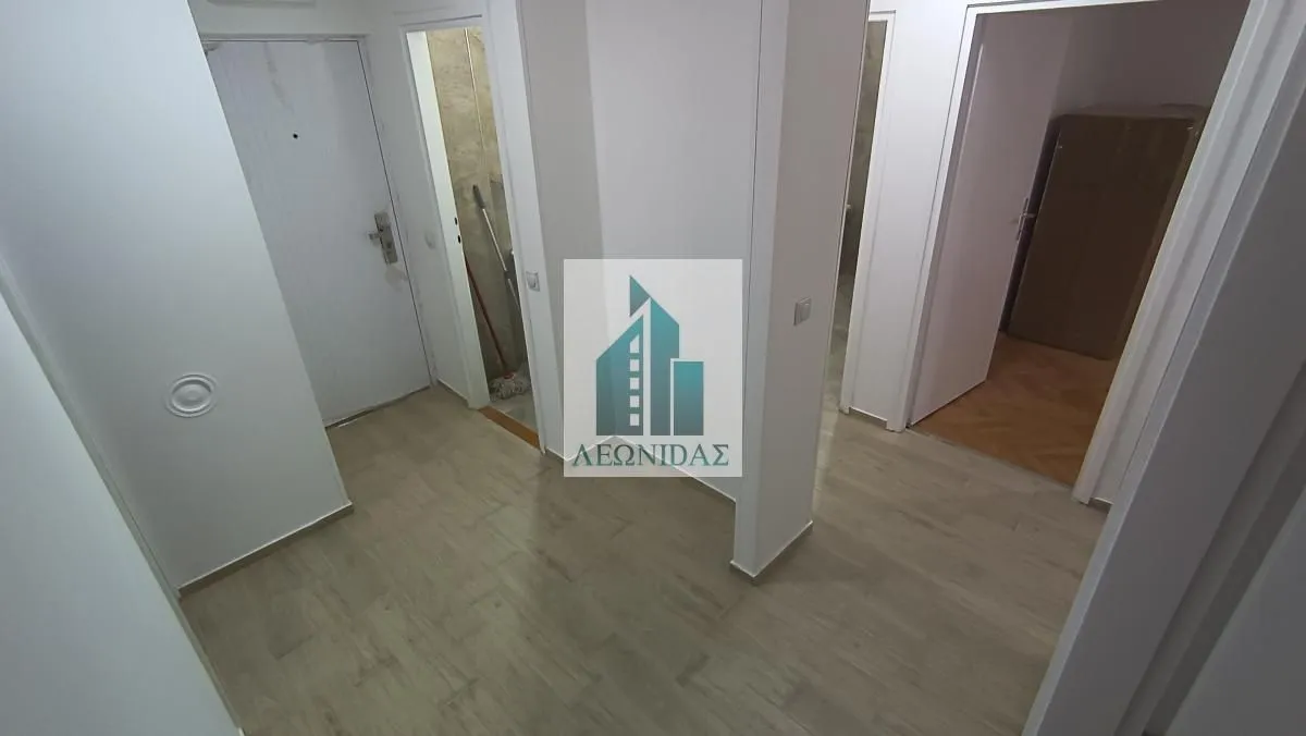 Prodaja, trosoban stan, 65m², Medijana, Niš
