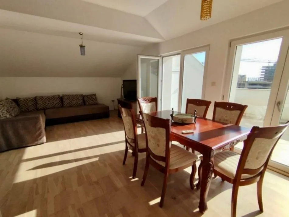 Sale, two bedroom apartment, 76m², Centar, Budva
