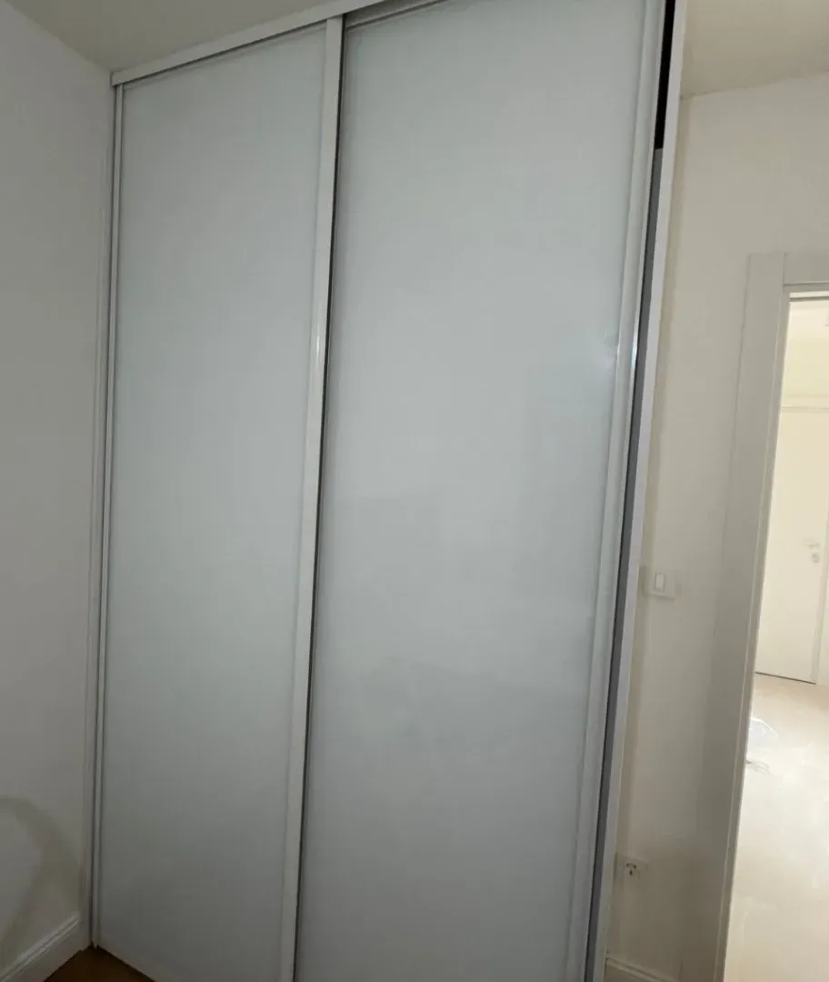 Izdavanje, jednosoban stan, 49m², Tološka šuma, Podgorica