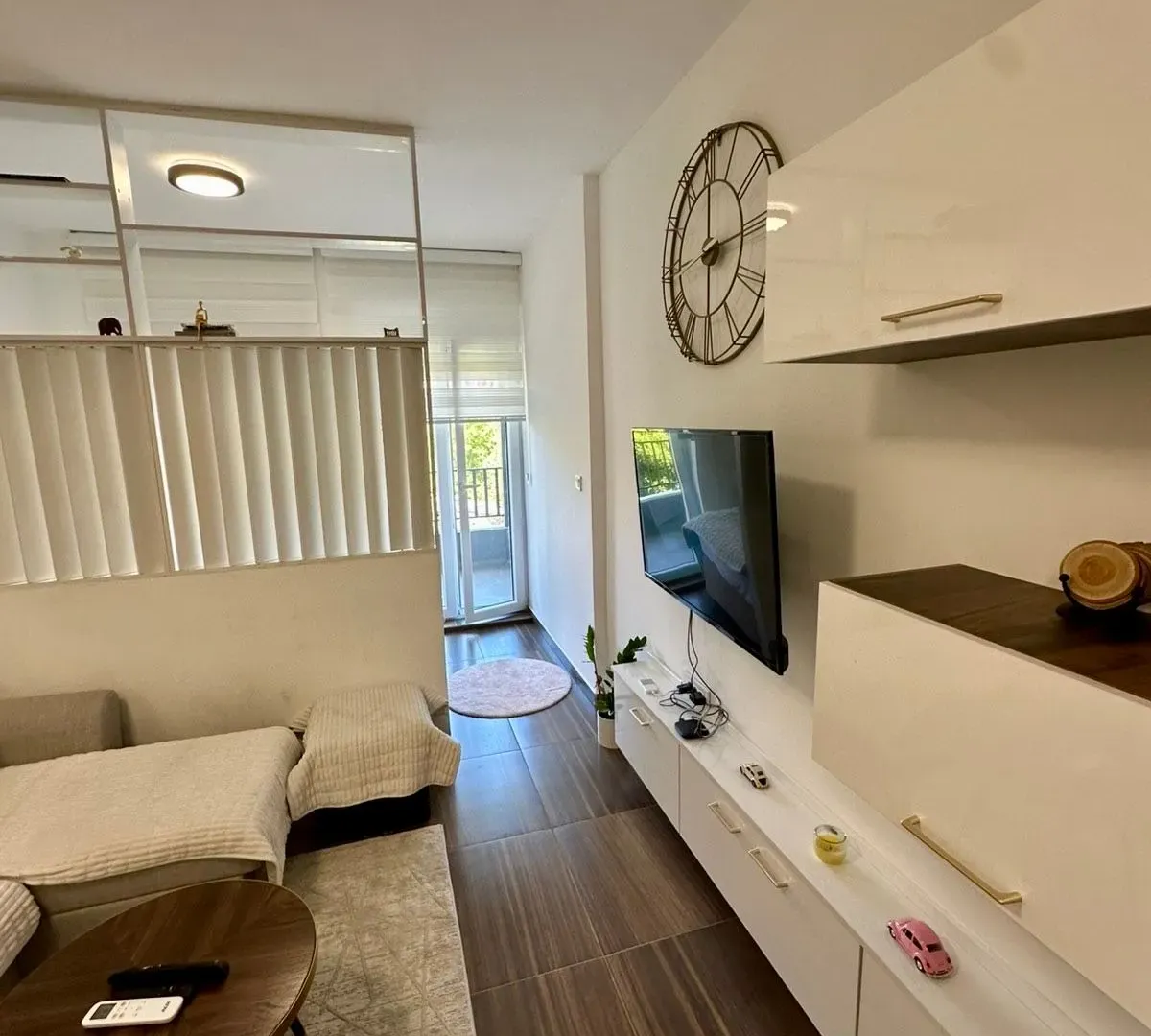 Izdavanje, jednosoban stan, 31m², Kruševac, Podgorica