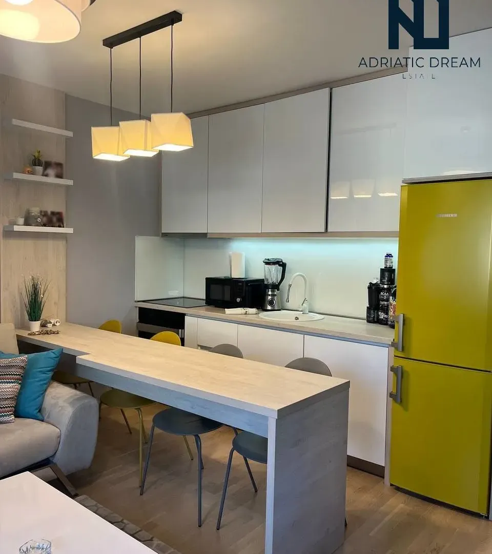 Prodaja, jednosoban stan, 47m², Centar, Budva