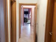 Izdavanje, dvosoban stan, 90m², Centar, Podgorica - image 8