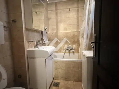 Izdavanje, dvosoban stan, 56m², Bulevar Oslobodjenja, Novi Sad Sve Podlokacije - image 8