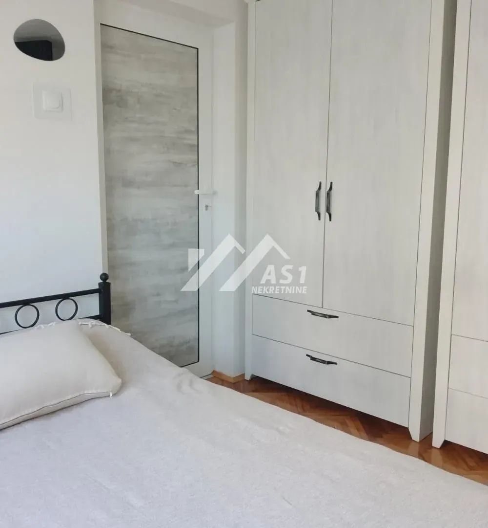 Prodaja, jednosoban stan, 35m², Detelinara, Novi Sad Sve Podlokacije