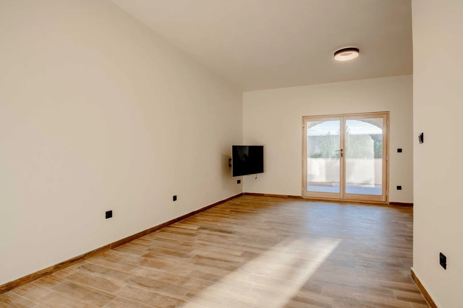 Sale, apartment, 46m², Reževići, Budva