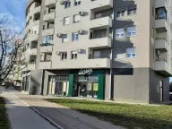 Izdavanje, garsonjera, 28m², Bulevar patrijarha Pavla, Novi Sad Sve Podlokacije - image 3