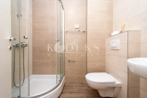 Rent, one bedroom apartment, 35m², City Kej, Podgorica - image 6
