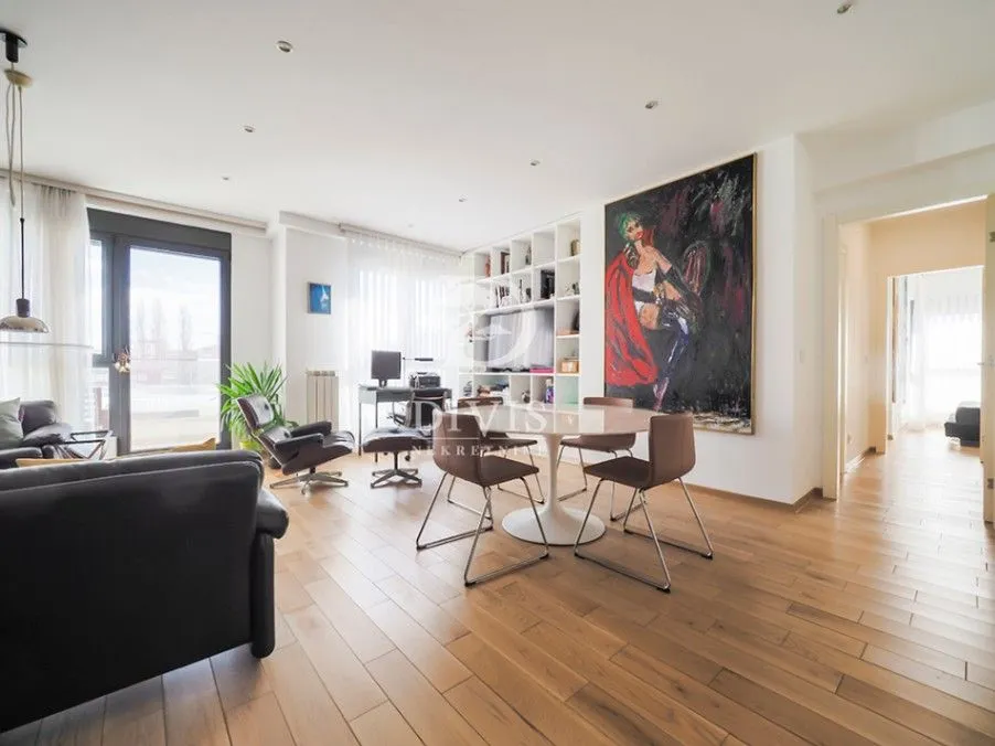 Prodaja, trosoban stan, 82m², Voždovačka Crkva, Voždovac Sve Podlokacije