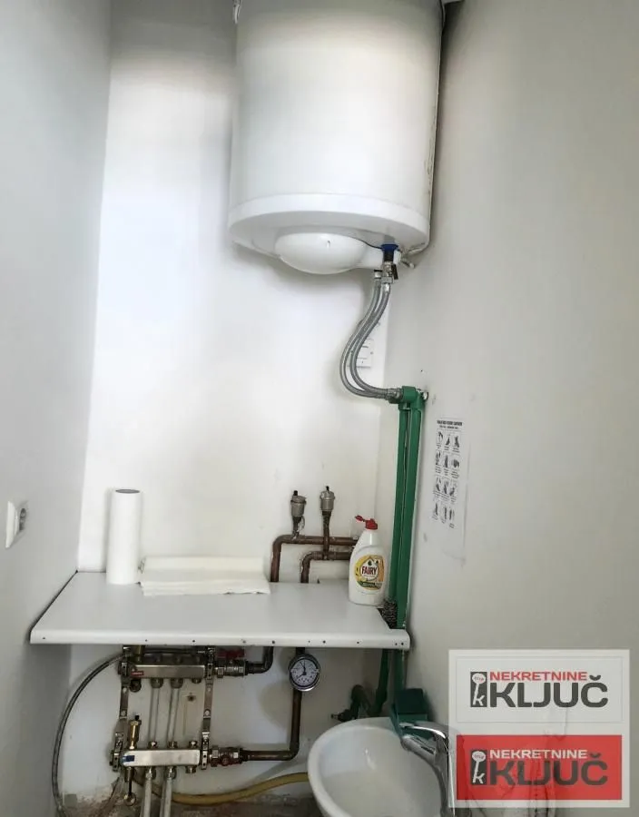 Izdavanje, kuća, 120m², Sremska Kamenica, Petrovaradin