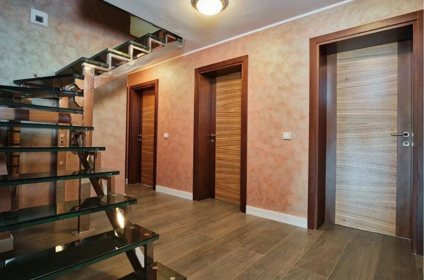 Sale, four bedroom apartment, 350m², Rafailovići, Budva
