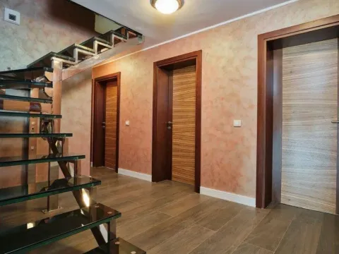 Prodaja, četvorosoban stan, 350m², Rafailovići, Budva - image 20