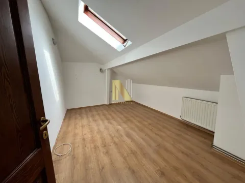 Izdavanje, kuća, 450m², Bulevar Evrope, Novi Sad Sve Podlokacije - image 11