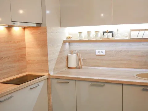 Prodaja, jednosoban stan, 42m², Centar, Žabljak - image 11