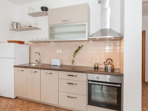 Sale, two bedroom apartment, 75m², Herceg Novi, Crna Gora - image 3