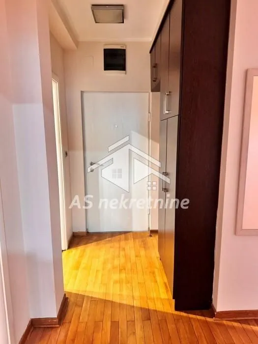 Izdavanje, trosoban stan, 67m², Lekino Brdo, Voždovac Sve Podlokacije