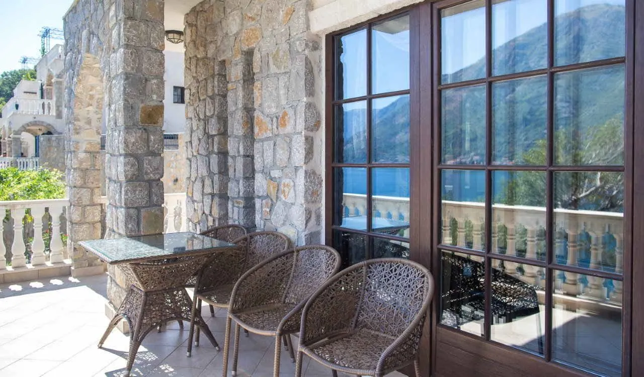 Sale, house, 235m², Kostanjica, Kotor