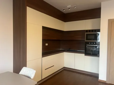 Izdavanje, dvosoban stan, 85m², City Kvart, Podgorica - image 12