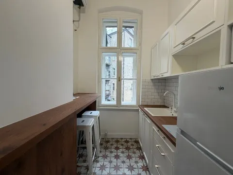 Rent, office space, 110m², Stari Grad, Beograd - image 12
