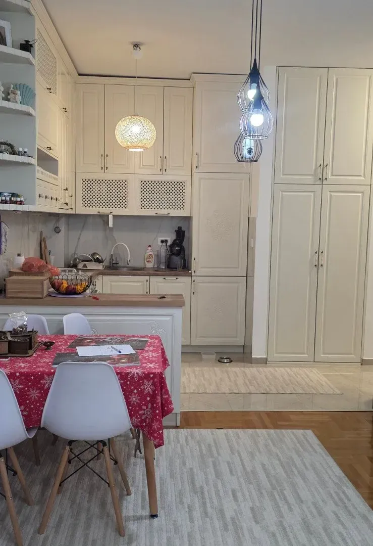 Prodaja, dvosoban stan, 99m², Radanovići, Kotor