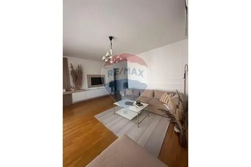 Rent, apartment, 86m², Centar, Bar