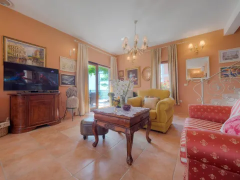 Sale, house, 300m², Zagora, Kotor - image 8